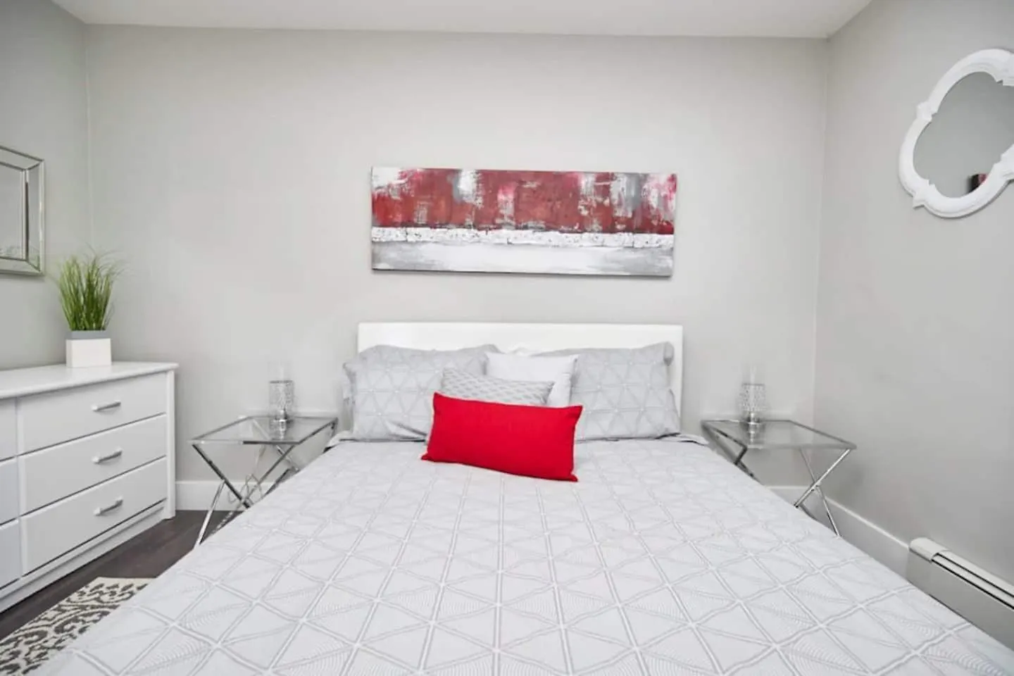 Clifton Hill Hideaway 2B -Two Bedroom Condo Niagara Falls 0*,